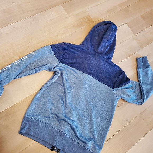 Hurley youth size L zip up hoodie. - Picture 5 of 5